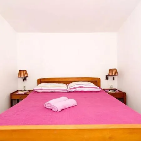 Apartment Ere Zuronja-one-bedroom With Sea View 1 *